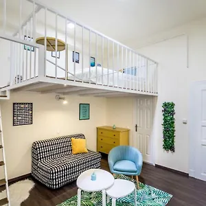 Apartment Bpr Turquoise Simplicity, Budapest